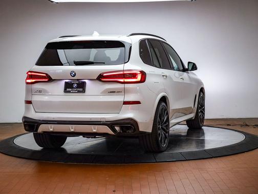 2023 BMW X5 sDrive40i