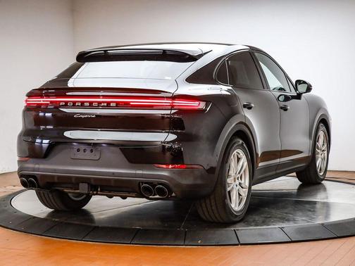 2025 Porsche Cayenne Cayenne