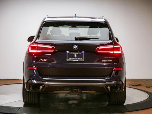 Carbon Black Metallic 2023 BMW X5 sDrive40i