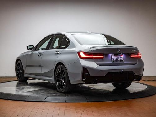 2023 BMW 330 330i
