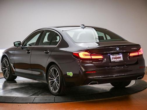 Dark Graphite Metallic 2023 BMW 530e Base