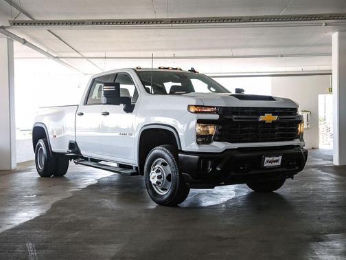 Summit White 2024 Chevrolet Silverado 3500 WT