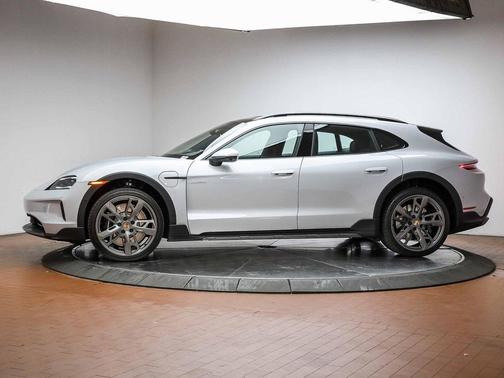 2025 Porsche Taycan 4S