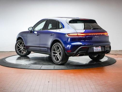 2026 Porsche Macan Macan