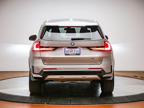 Space Silver Metallic 2023 BMW X1 xDrive28i