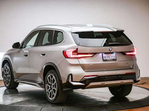Space Silver Metallic 2023 BMW X1 xDrive28i