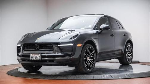 Volcano 2023 Porsche Macan Macan