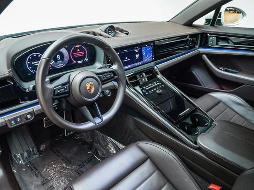 2025 Porsche Panamera 4S