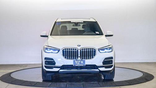 Alpine White 2022 BMW X5 xDrive40i