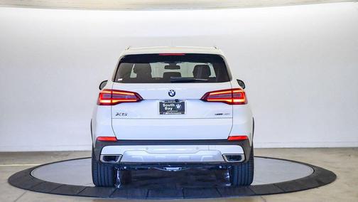 Alpine White 2022 BMW X5 xDrive40i