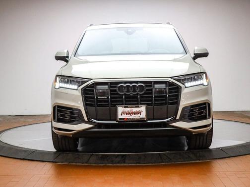 2023 Audi Q7 55 Prestige