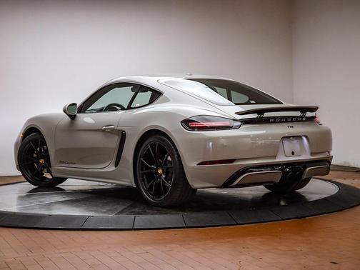 2025 Porsche 718 Cayman 