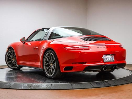 2017 Porsche 911 Targa 4S