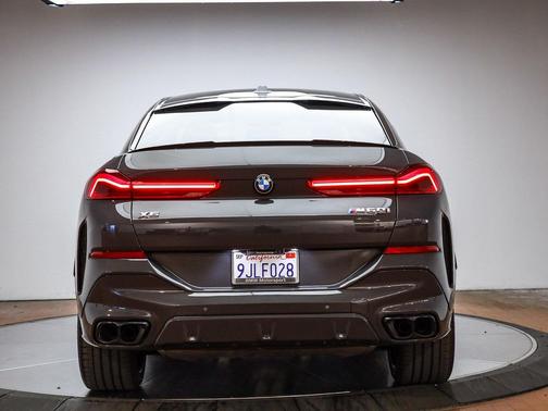 2024 BMW X6 M60i