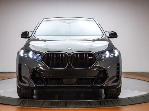 2024 BMW X6 M60i