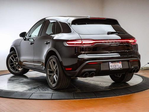 2025 Porsche Macan T
