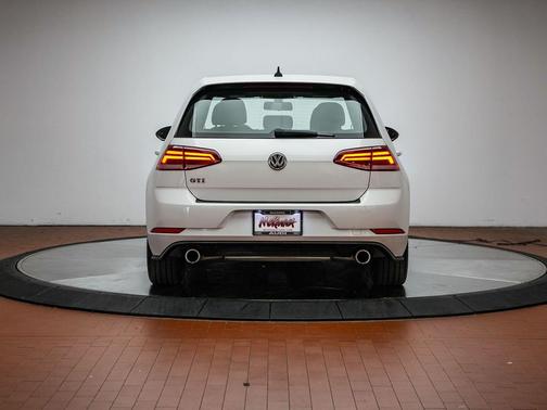 Pure White 2020 Volkswagen Golf GTI 2.0T S DSG