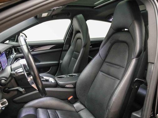 Black 2018 Porsche Panamera 4