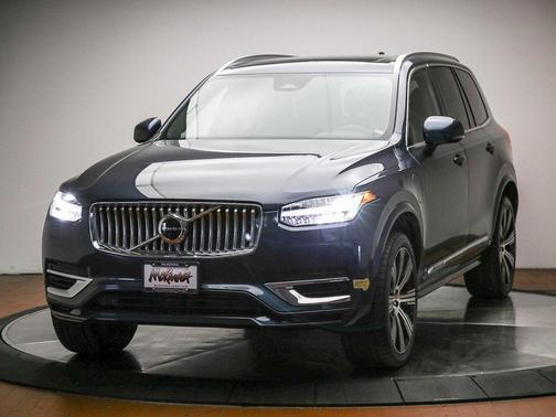 Denim Blue Metallic 2023 Volvo XC90 Recharge Plug-In Hybrid T8 Plus Bright Theme 7-Seater