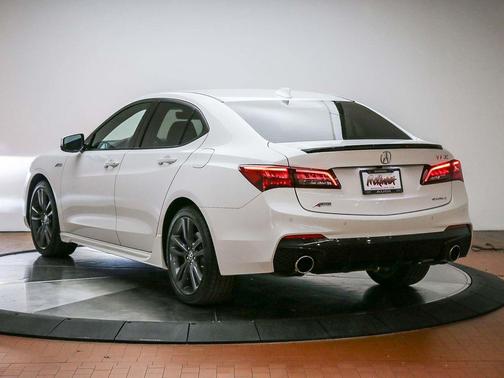 Platinum White Pearl 2019 Acura TLX Technology