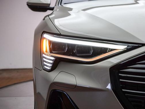 2021 Audi e-tron Sportback Premium