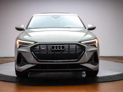 2021 Audi e-tron Sportback Premium