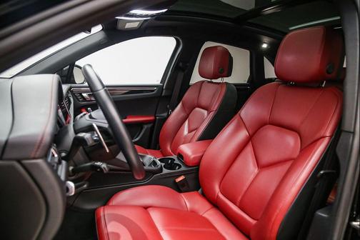 Black 2023 Porsche Macan Macan