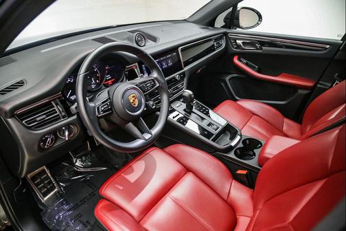 Black 2023 Porsche Macan Macan