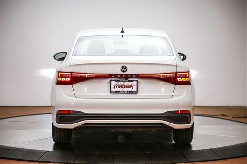 Pure White 2025 Volkswagen Jetta 1.5T Sport