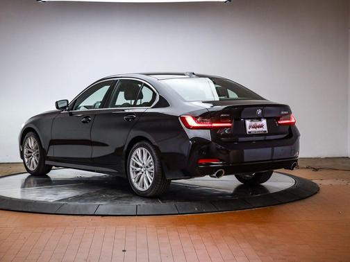 Black Sapphire 2024 BMW 330 xDrive