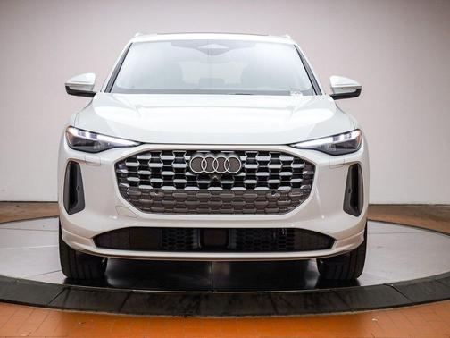 2025 Audi Q5 Premium Plus TFSI quattro S tronic