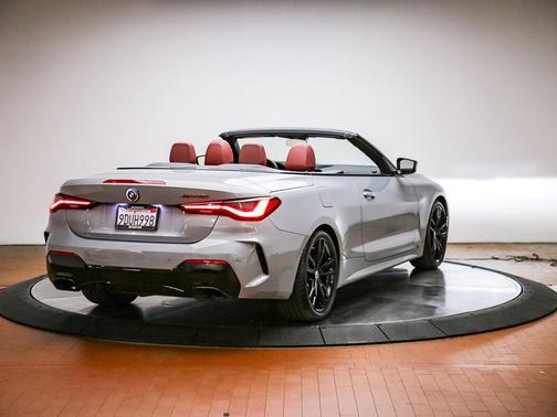 Brooklyn Gray Metallic 2023 BMW M440 i