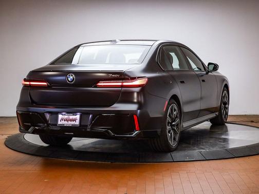 Black 2026 BMW 740 740i