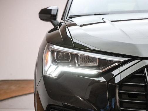 2023 Audi Q3 45 S line Premium Plus