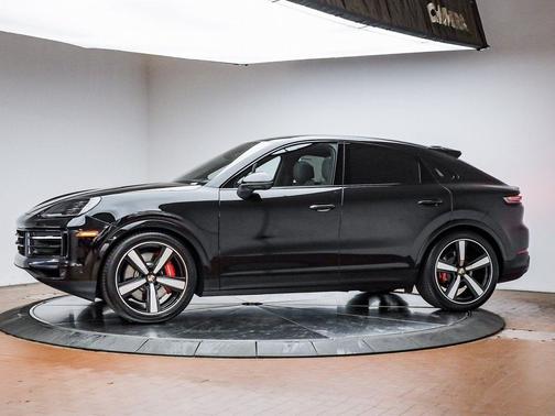 2025 Porsche Cayenne S
