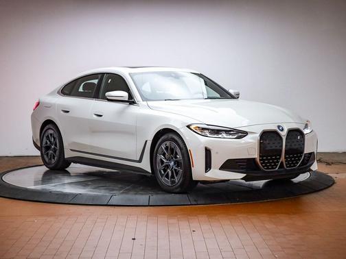 Mineral White Metallic 2023 BMW i4 Gran Coupe eDrive40