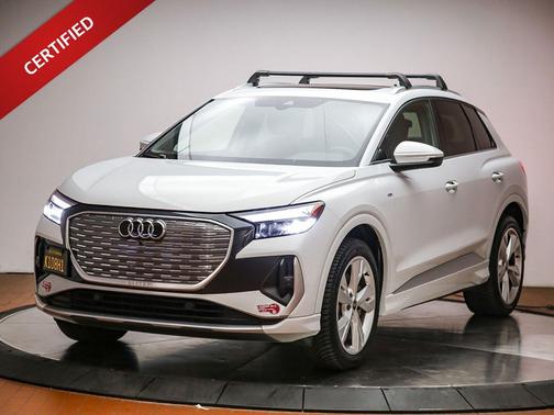 Glacier White Metallic 2023 Audi Q4 e-tron Premium 50 quattro