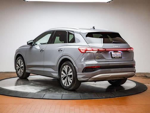 2023 Audi Q4 e-tron Premium 40 RWD