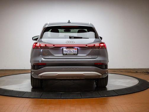 2023 Audi Q4 e-tron Premium 40 RWD