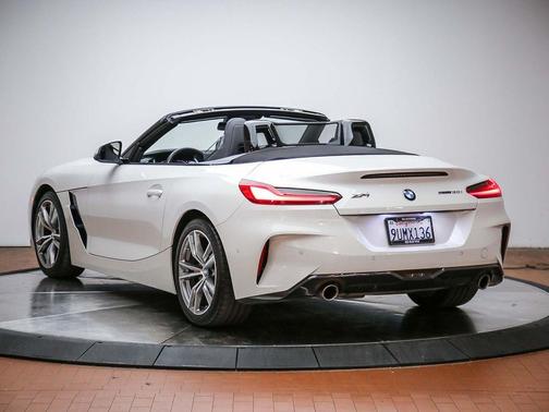 Alpine White 2026 BMW Z4 sDrive30i