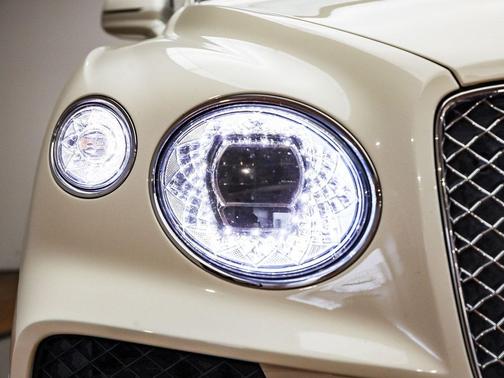 2021 Bentley Bentayga V8