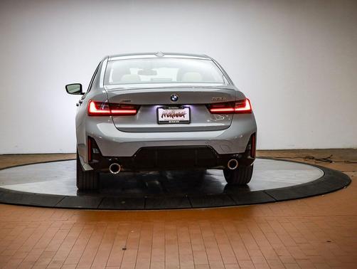 2026 BMW 330 xDrive NA