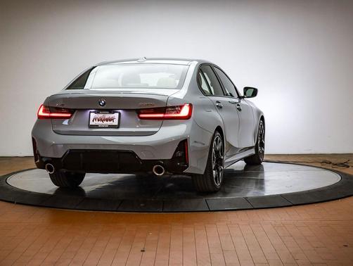 2026 BMW 330 xDrive NA