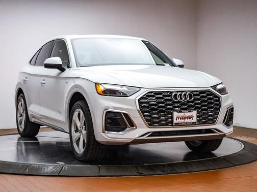 2023 Audi Q5 45 S line Premium