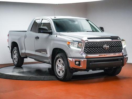 Gray 2019 Toyota Tundra SR5