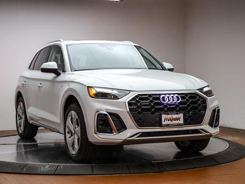 2025 Audi Q5 45 S line Premium Plus