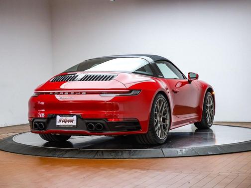 2023 Porsche 911 Targa 4S