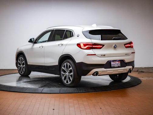 2022 BMW X2 sDrive28i