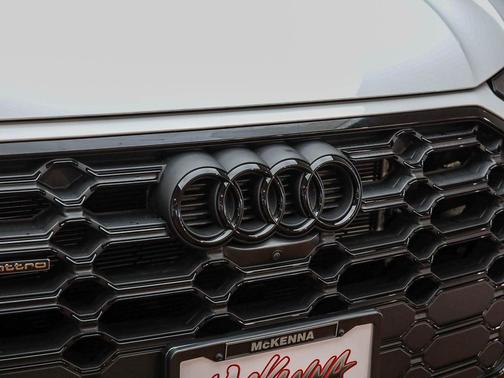 2024 Audi Q5 e 55 S line Premium Plus