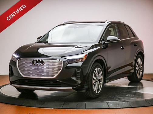 Mythos Black Metallic 2023 Audi Q4 e-tron Premium 40 RWD